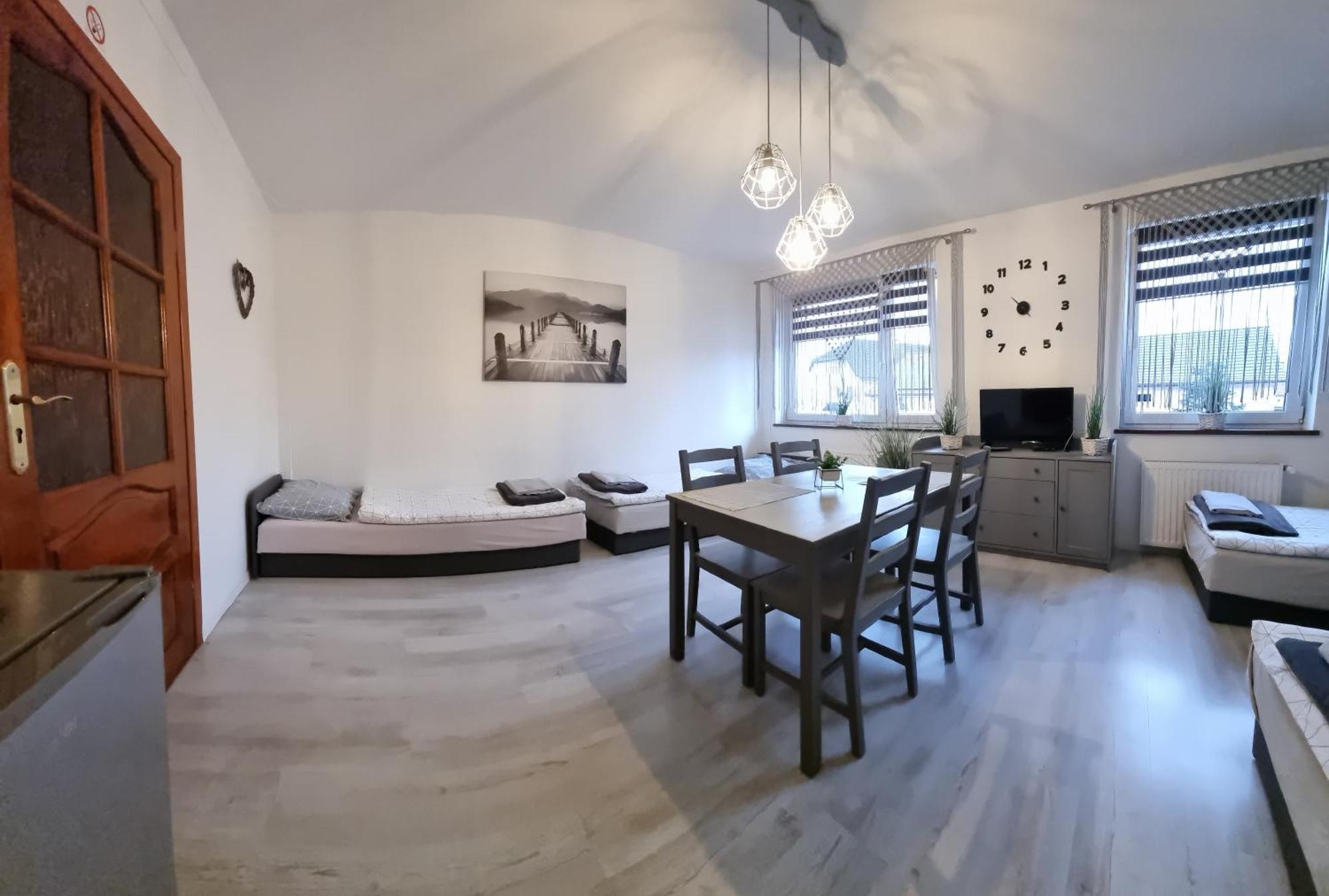 Na Lacznej Homestay Swiebodzice